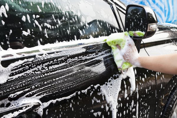 car washing